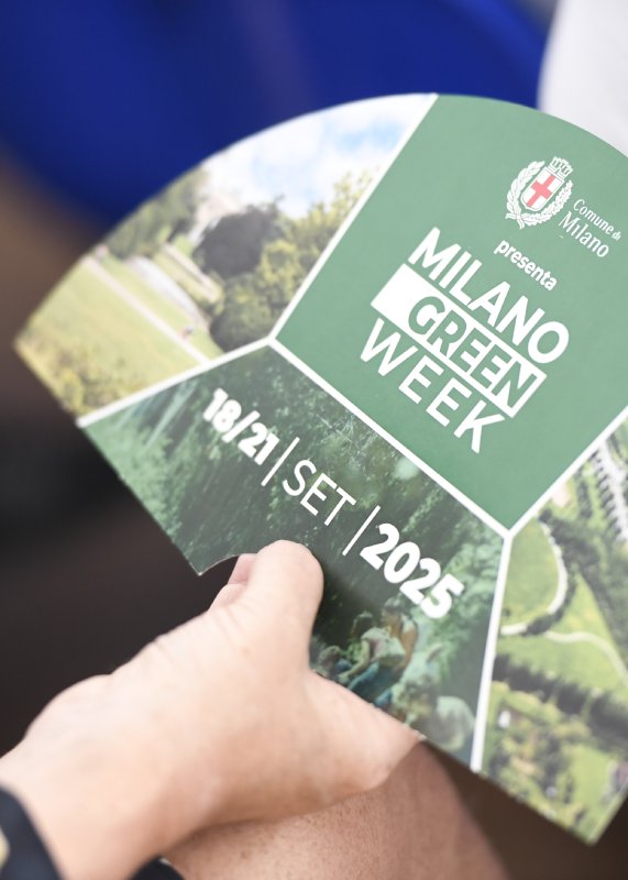 Evento della Milano Green Week 2025 - Partecipanti in attività all'aperto